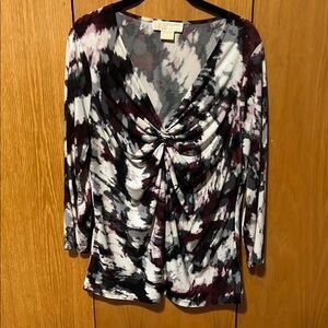 Michael Kors  3/4 sleeve, V neck, multi-colored top. Good cond. Sz. L.